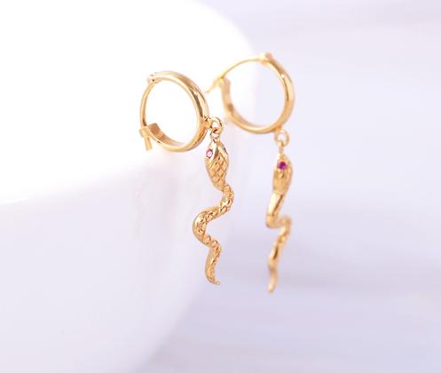 Bông tai bạc mạ vàng con rắn thiết kế độc quyền tinh xảo Gix Jewel BT08