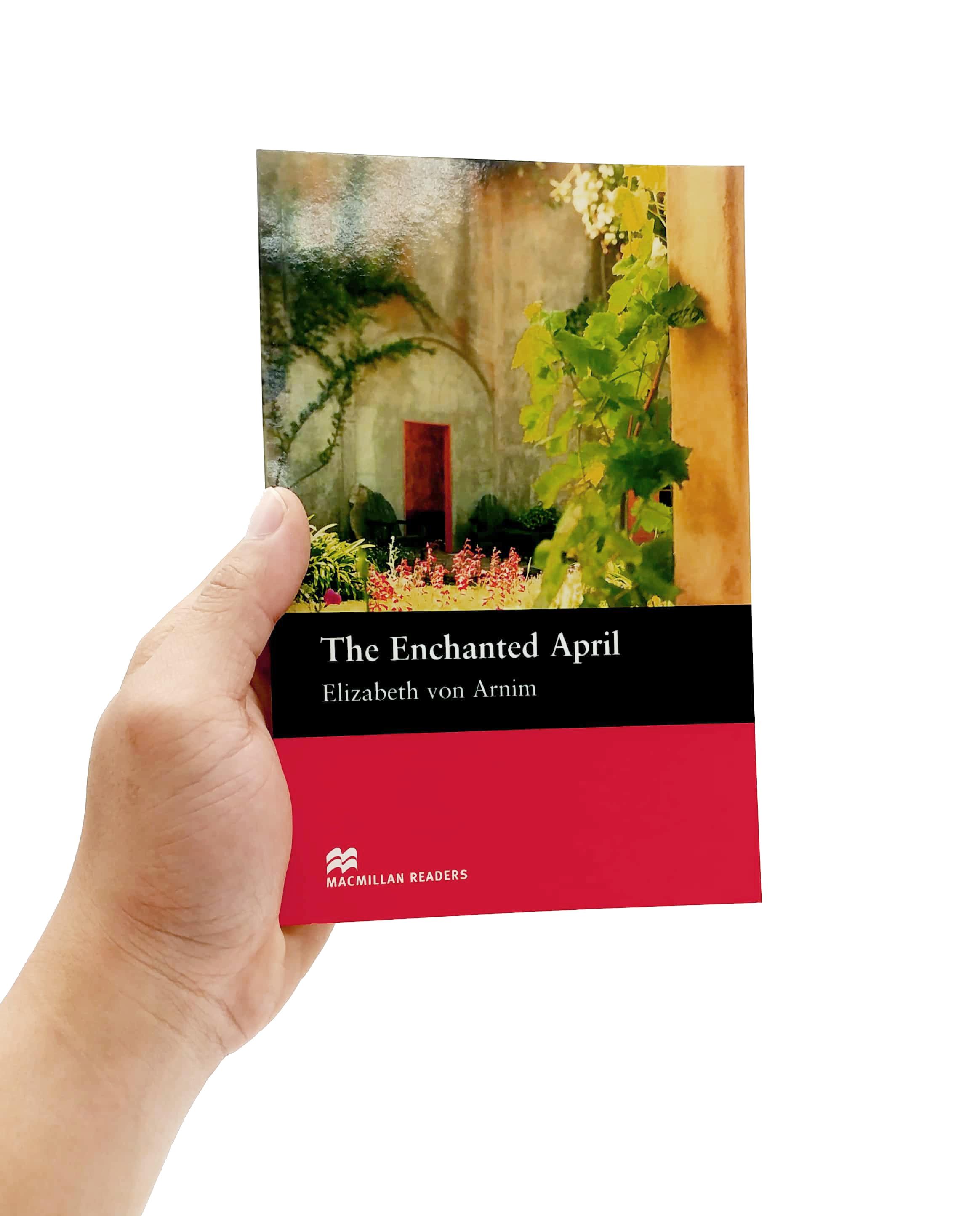 The Enchanted April: Intermediate (Macmillan Readers)