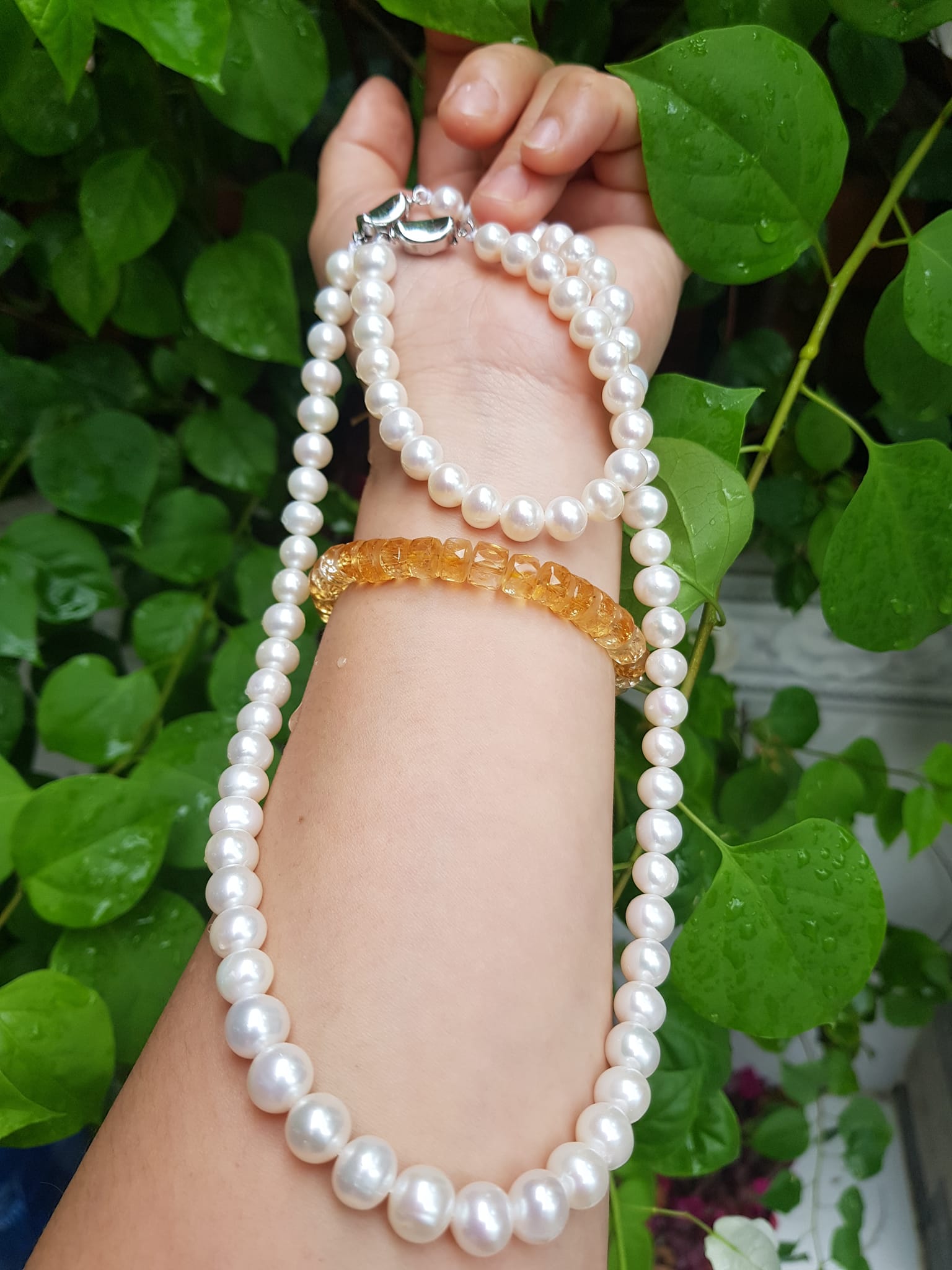 Bộ Trang Sức Ngọc Trai Trắng Bóng đẹp lắm ạ Size hạt 8mm có khoen đẹp Combo gồm cả vòng và Dây đeo cổ đẹp sang món quà ý nghĩa luôn ạ