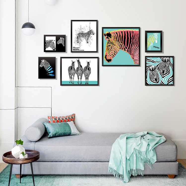 Decal dán tường mô phỏng tranh treo