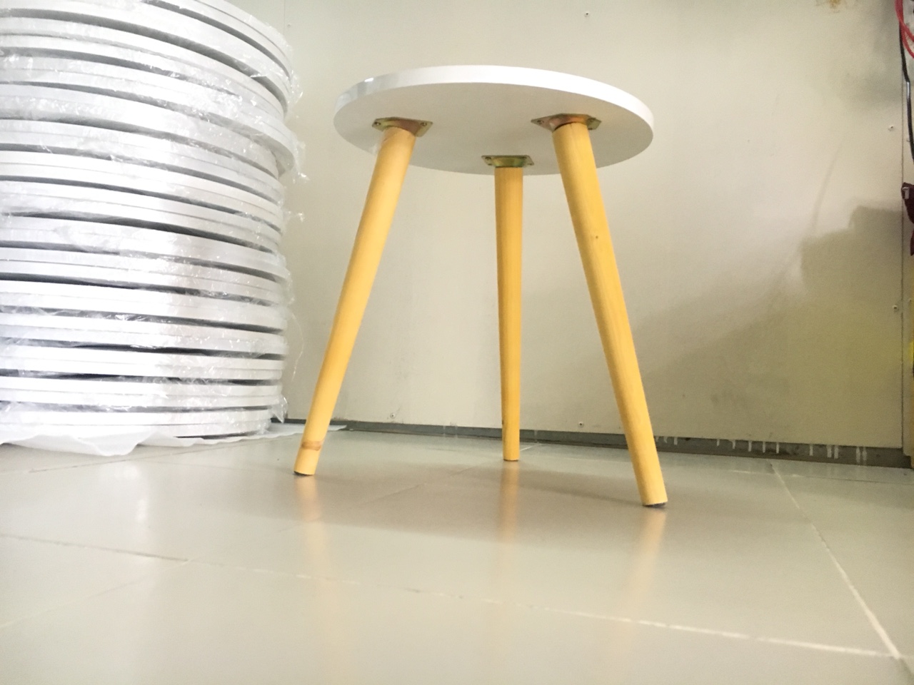 Bàn trà, bàn sofa tròn trắng 40x50, bàn cafe phòng khách, bàn coffee, bàn gỗ cà phê