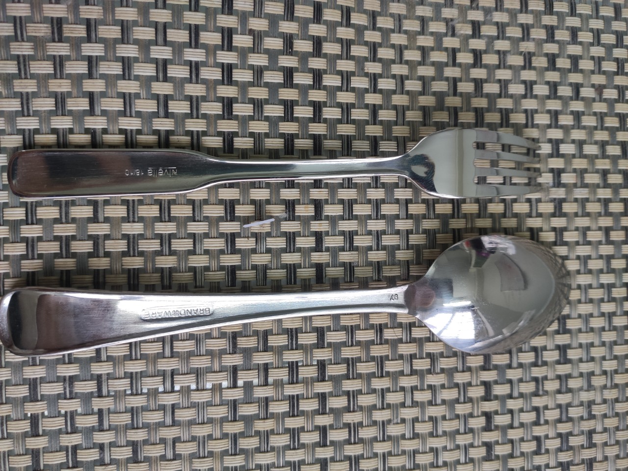 Nĩa/Dĩa Bằng Thép Không Gỉ Lock&Lock