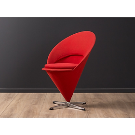 Ghế trang trí Cone Chair Tundo Ngang 57 x 82 x 49 cm