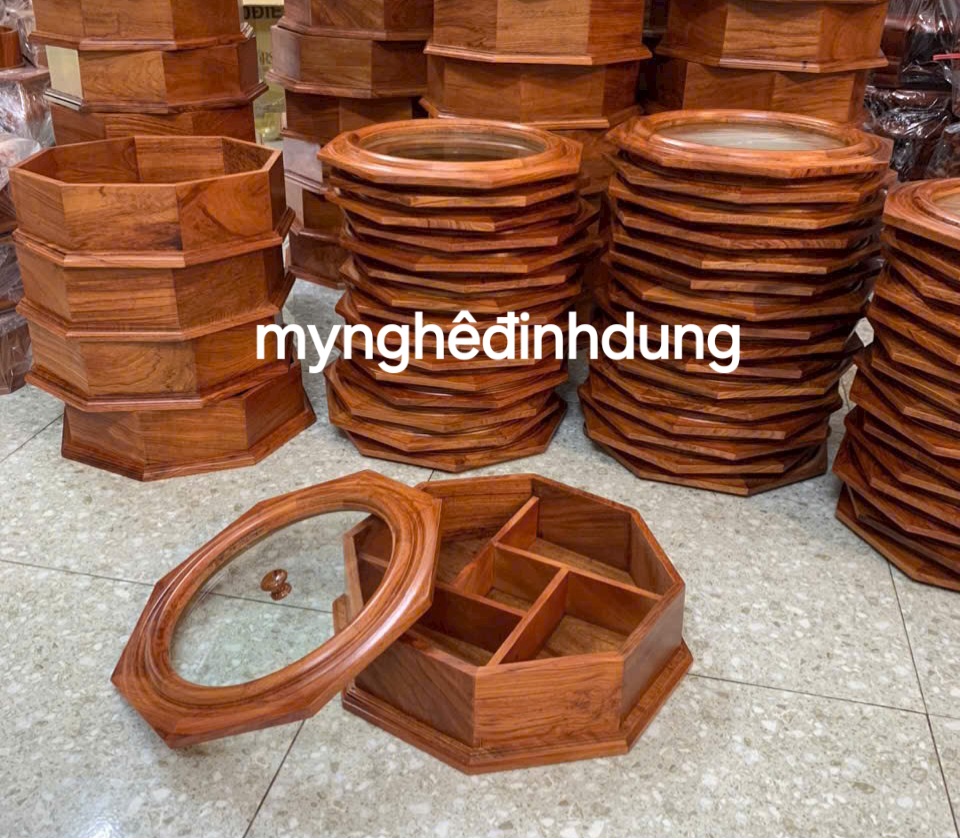 Khay mứt tết bằng gỗ hương đá đẹp long lanh