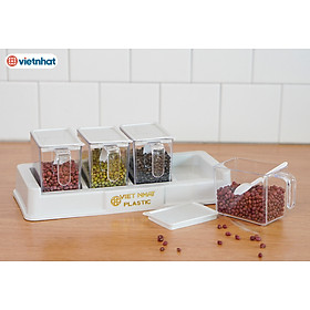 Combo 4 hủ đựng gia vị có muỗng và đế đựng hàng nhựa Việt Nhật chất lượng cao , an toàn - Hàng chính hãng