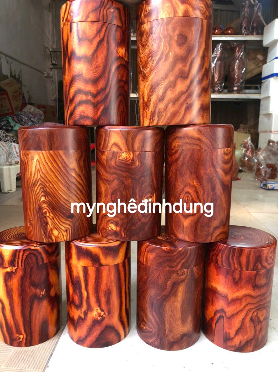 Hộp đựng trà ( chè) để bàn bằng gỗ trắc cao 20x11cm