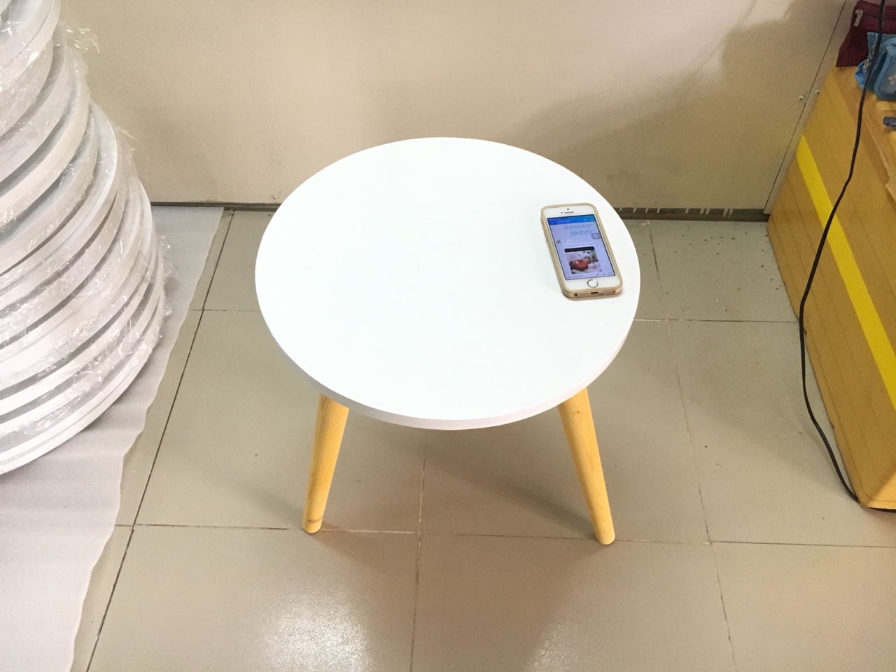Bàn trà, bàn sofa tròn trắng 40x50, bàn cafe phòng khách, bàn coffee, bàn gỗ cà phê