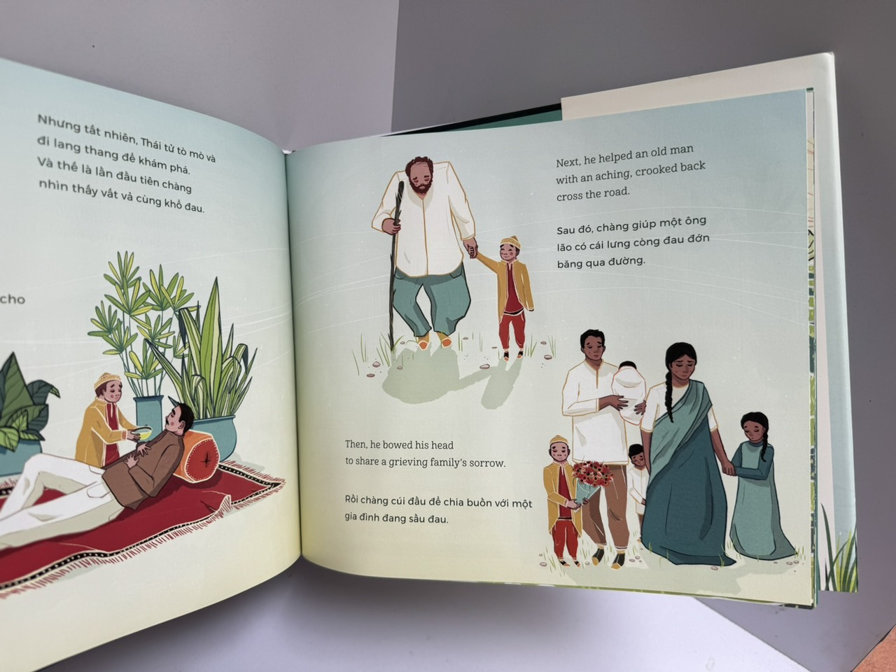 (Bìa cứng, in màu toàn bộ) (Tủ sách hạt mầm tâm bụt, sách song ngữ Anh – Việt) DƯỚI CỘI BỒ ĐỀ – Nhiều tác giả - Kiều Anh Tú dịch– Mochibooks – NXB Lao động