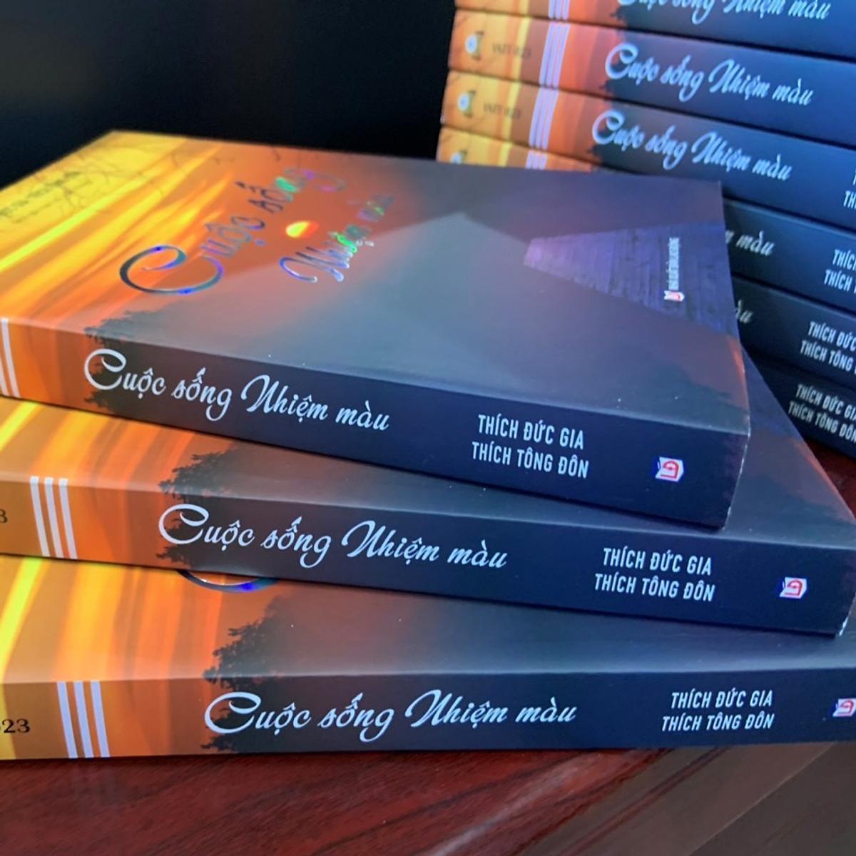 Sách - Cuộc Sống Nhiệm Màu - Vĩnh Nghiêm Book