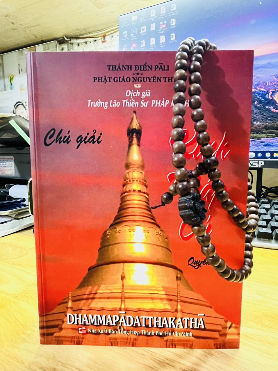 Bộ 2 quyển sách Chú Giải Kinh Pháp Cú ( Quyển 1 -2)