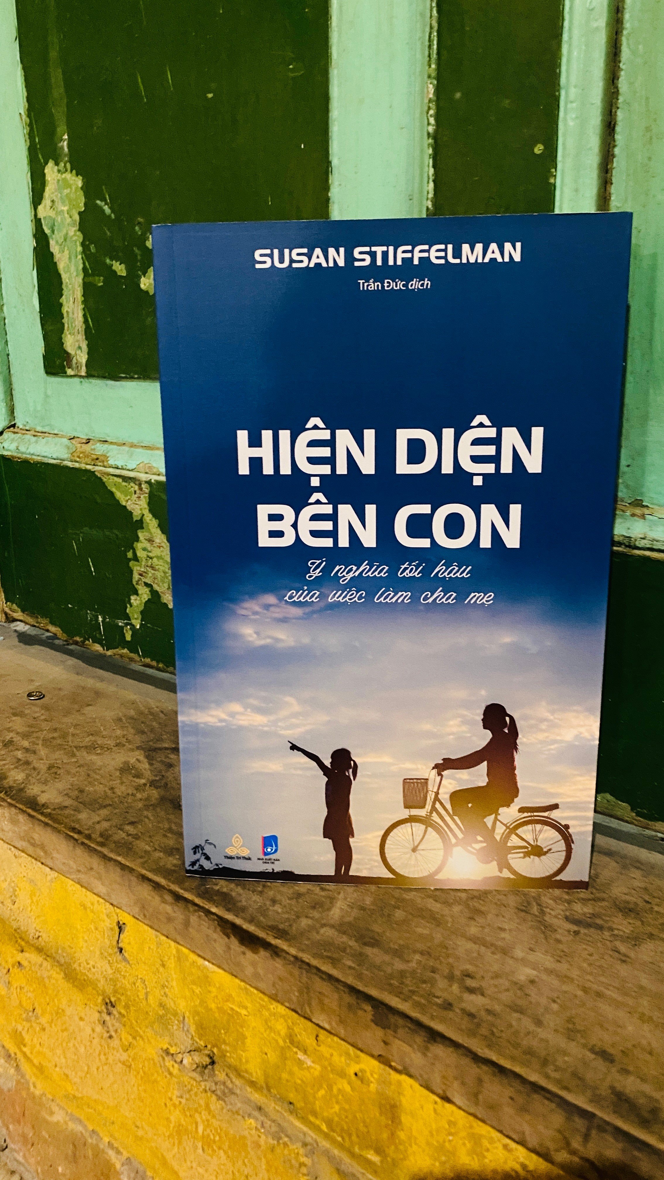 Hiện Diện Bên Con - Ý nghĩa tối hậu của việc làm cha mẹ