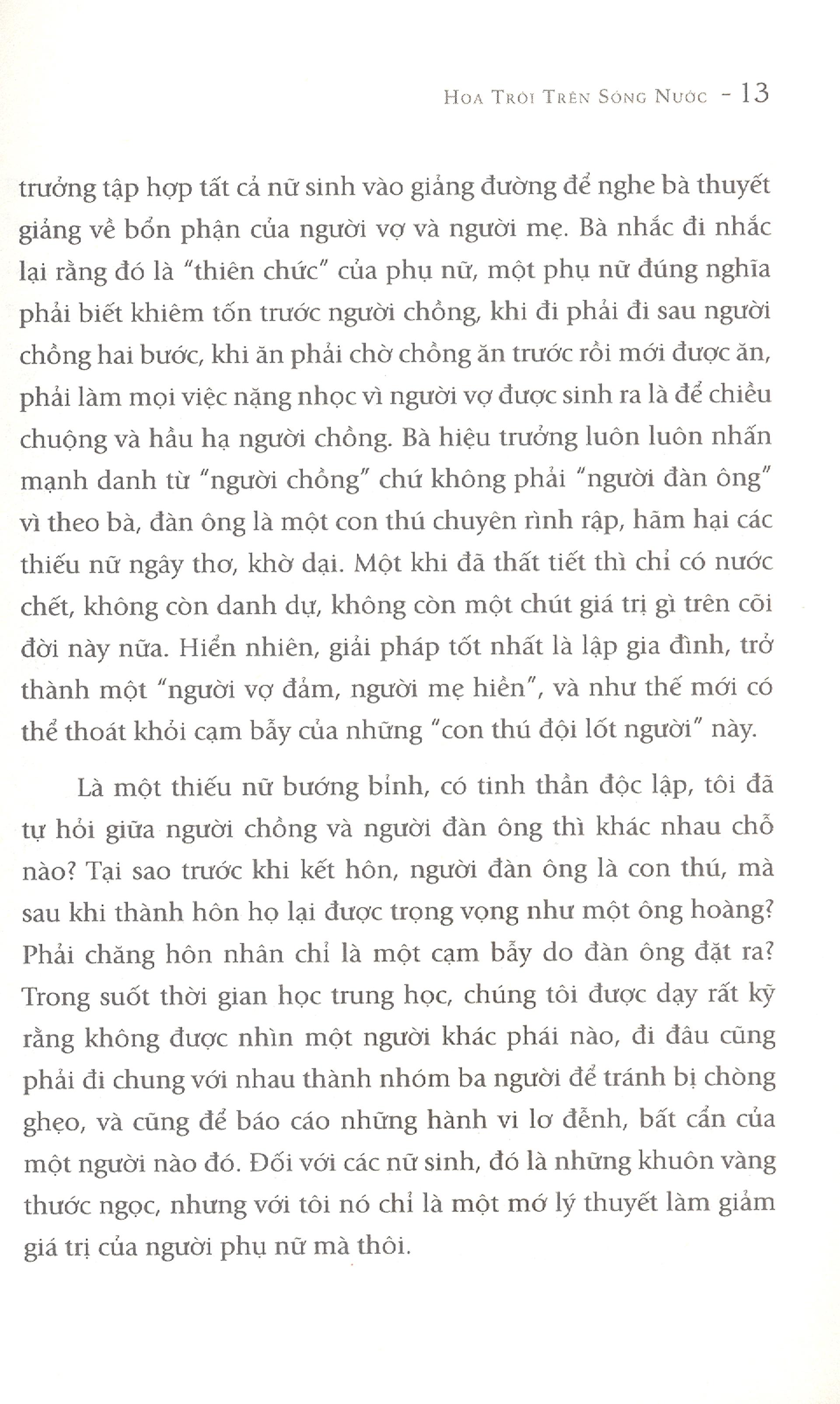 Hoa Trôi Trên Sóng Nước (Tái bản)
