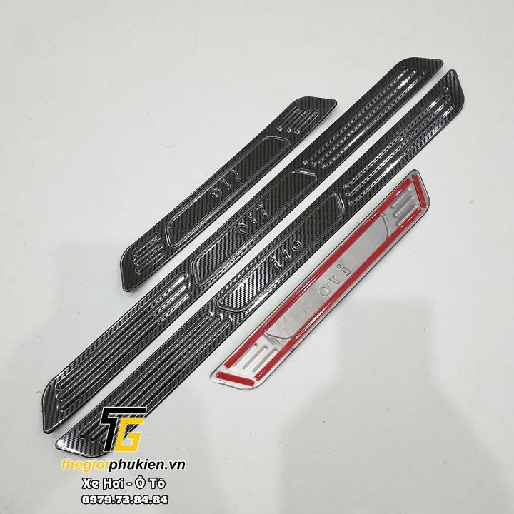 TRỌN BỘ Nẹp bước chân và ốp chống trầy cốp trong Hyundai Grand i10 2021 SEDAN - vân Carbon