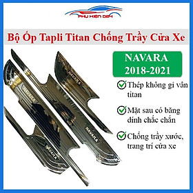 Ốp tapli Navara 2018-2019-2020-2021 vân titan chống xước va đập khi mở cửa và làm đẹp xe