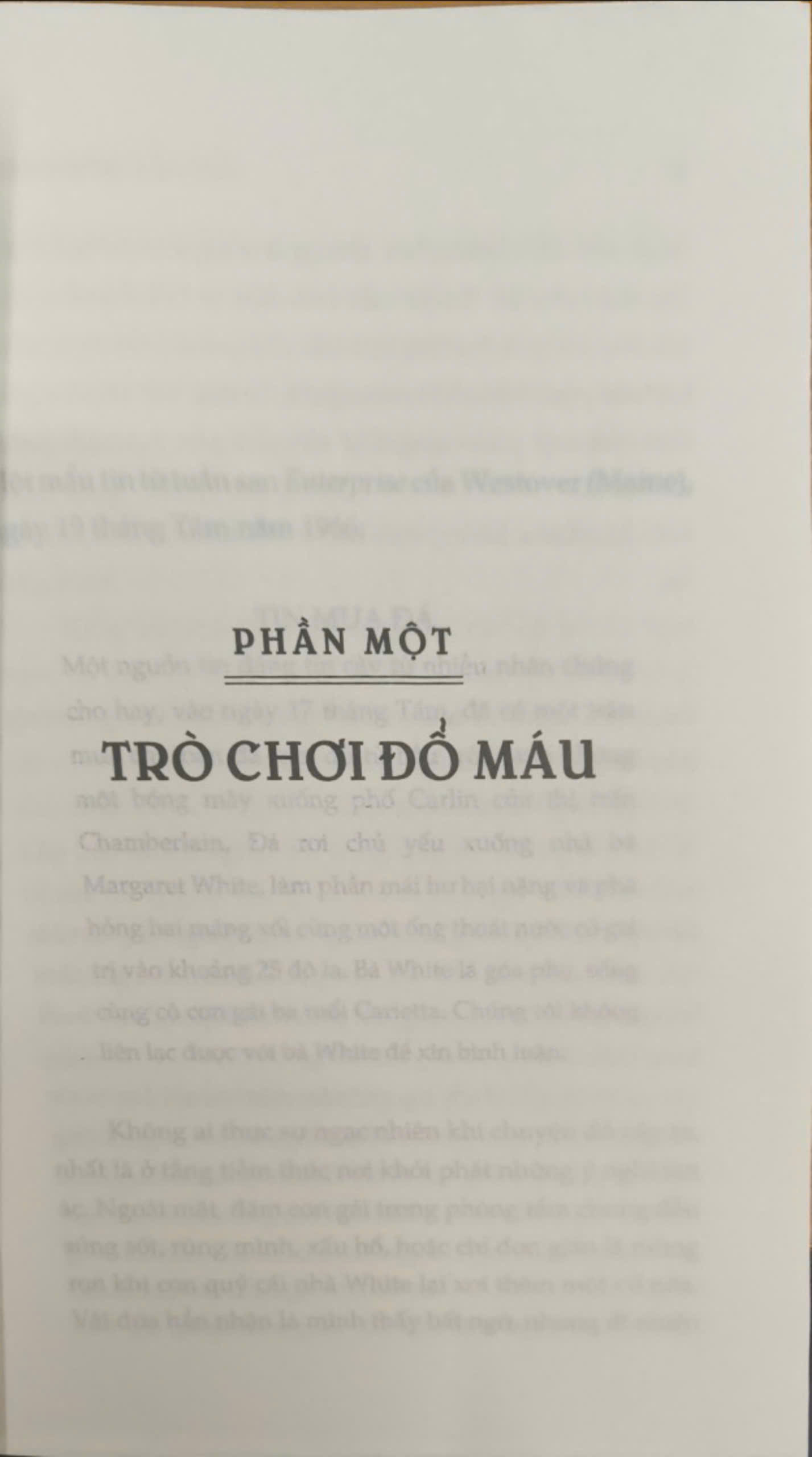 Sách - Carrie - Vũ hội đẫm máu (Stephen King) (Nhã Nam Official)