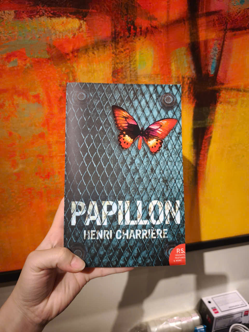 Sách - Papillon (Harper Perennial Modern Classics): The harrowing autobiography crime resilience memoir of survival by Henri Charriere