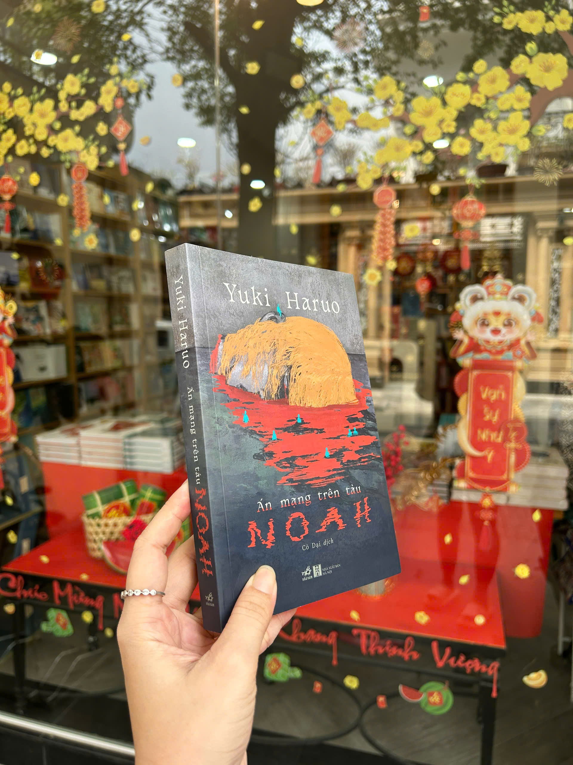 Sách - Án mạng trên tàu Noah (Nhã Nam HCM)