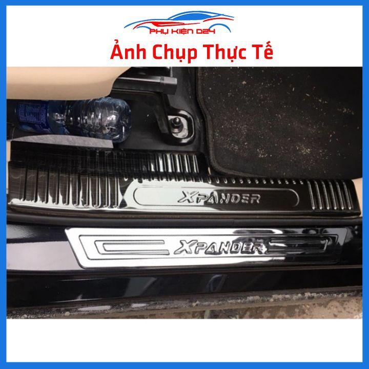 Bộ ốp bậc cửa trong ngoài nẹp bước chân Xpander 2019 vân Titan chống trầy trang trí xe
