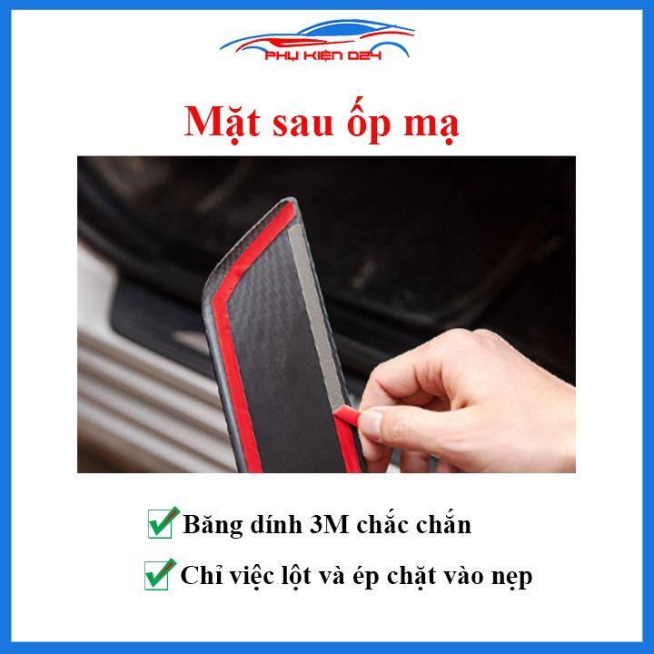 Bộ nẹp bước chân trong ngoài vân Cacbon xe City 2015-2016-2017-2018-2019-2020 chống trầy làm đẹp ô tô