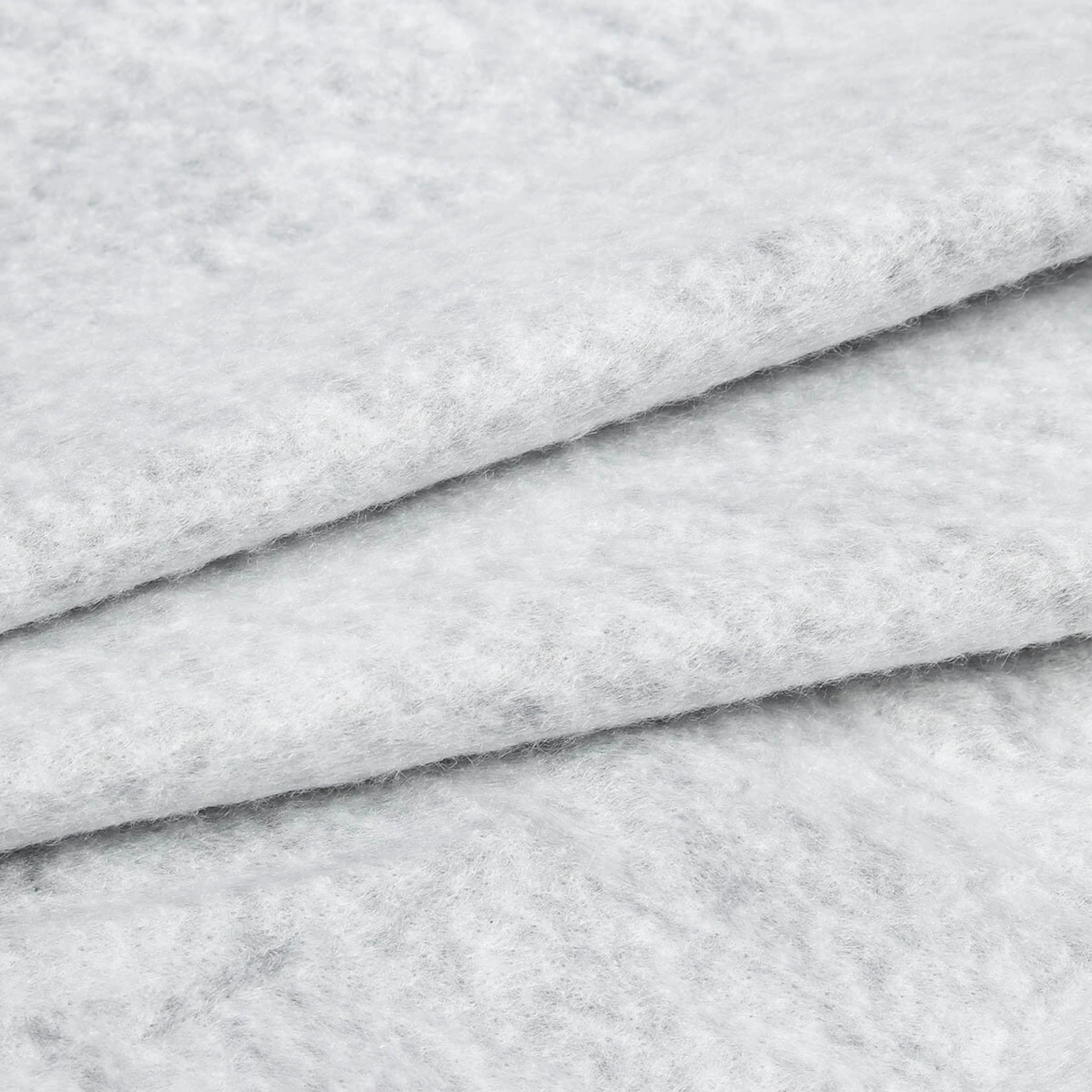 Bạt phủ ô tô Mitsubishi xforce thương hiệu Macsim sử dụng trong nhà và ngoài trời chất liệu Polyester - màu đen