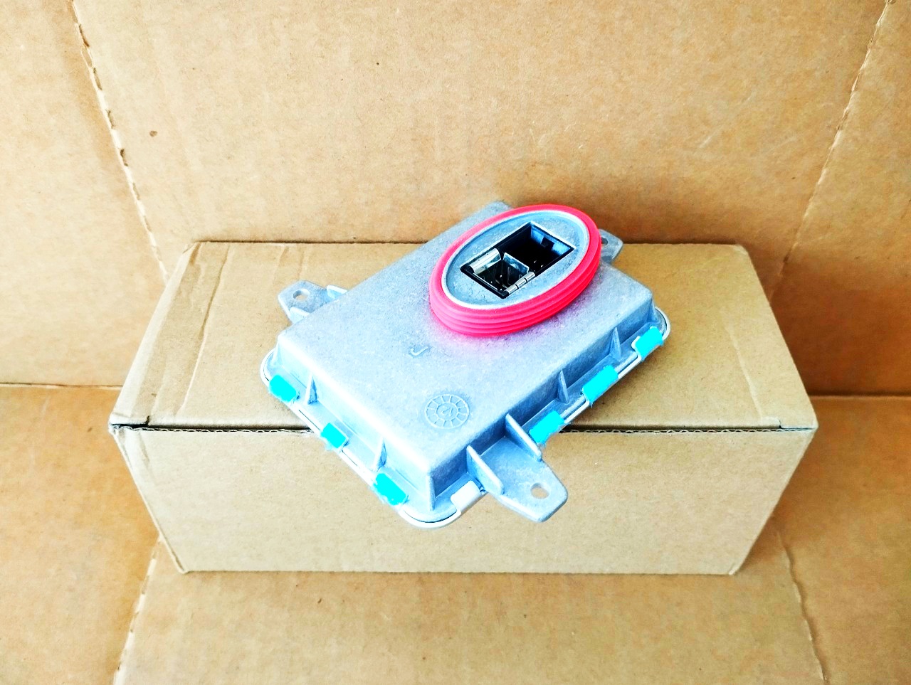Ballast Điều Khiển Đèn Pha Mercedes C-Class (W204) GLK-Class (X204) GL400 GL500 (X166)