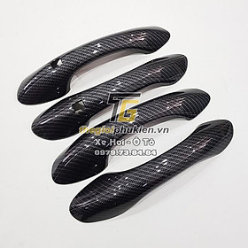 Bộ ốp tay nắm cửa, hõm cửa xe Hyundai Santafe 2019-2020 vân Carbon