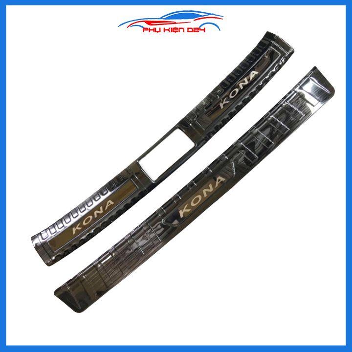 Ốp chống trầy cốp Kona 2018-2019-2020-2021 thép không gỉ vân titan bảo vệ xe chống va đập