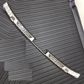 Bộ ốp chống trầy Cốp INOX dành cho xe Mazda 3 2020 - Bên trong