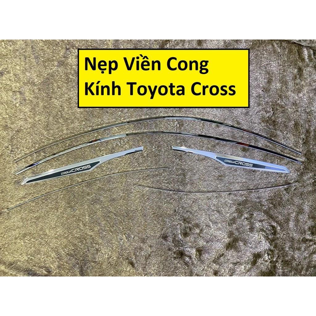 Nẹp viền Chân kính, Cong kính Cho xe Toyota Corolla Cross 2020 2021 chất liệu inox cao cấp Mẫu chữ tráng gương xịn
