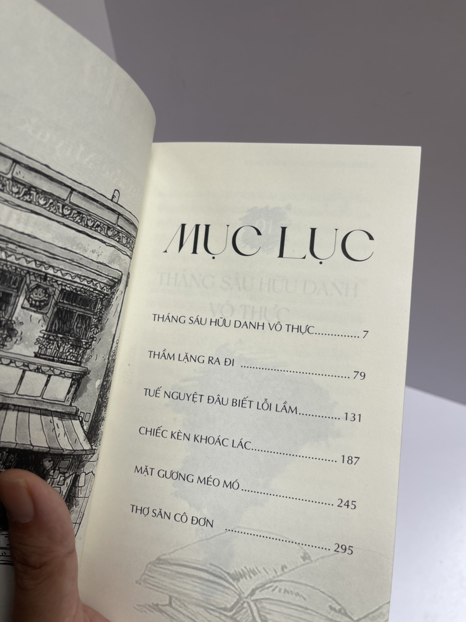 CHUYỆN KỲ LẠ Ở TIỆM SÁCH CŨ TANABE - Miyabe Miyuki - Lê Hồng dịch – 1980 Books