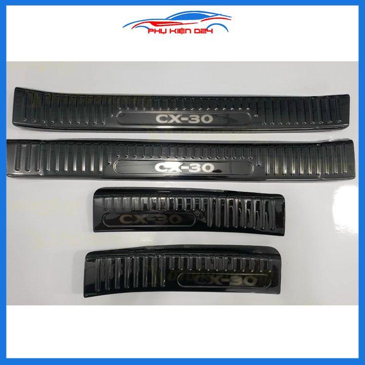 Ốp bậc cửa, nẹp bước chân trong ngoài Mazda CX30 CX-30 2021-2022-2023 vân Titan chống trầy bảo vệ trang trí xe
