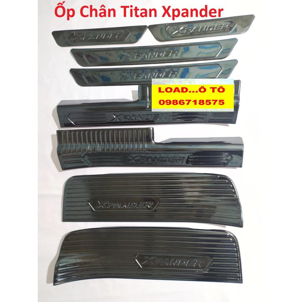 Ốp Bậc Cửa, Nẹp Bước Chân Xe Mitsubishi Xpander 2022-2018 Trong, Ngoài Chất Chất Liệu Titan Cao Cấp