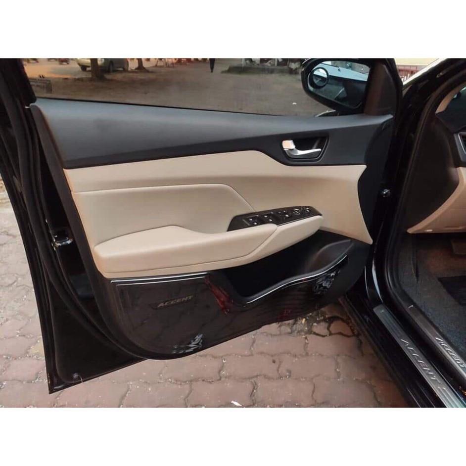 Ốp Tapli titan Cửa Xe dành cho Hyundai Accent 2018 2019 2020 2021 tặng kèm thêm keo