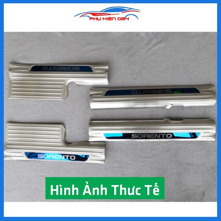 Bộ ốp bậc cửa trong ngoài nẹp bước chân Sorento 2020-2021-2022 Inox chống trầy trang trí xe