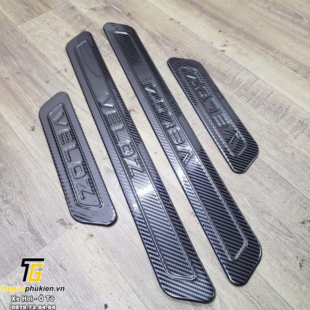 Bộ Ốp bậc cửa, Nẹp bước chân carbon, cacbon Toyota Veloz