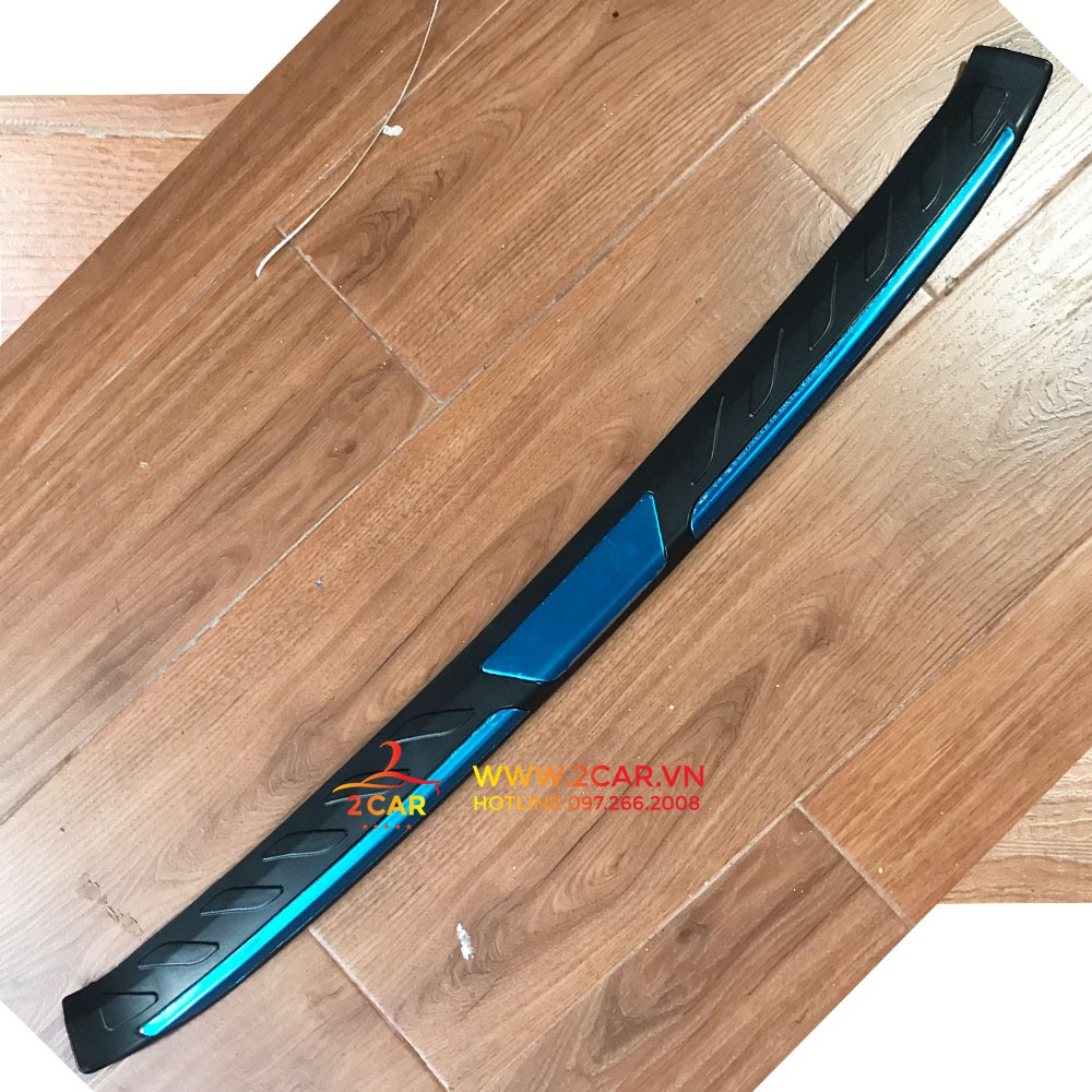 Ốp Chống Trầy Cốp Ngoài Xe Toyota Rush 2018 - 2022, loại nhựa 3D cao cấp