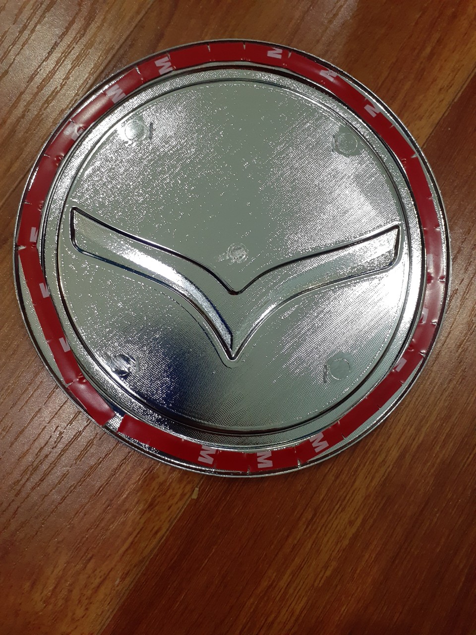 Ốp nắp bình xăng mạ Crom dành cho xe Mazda 3 2020