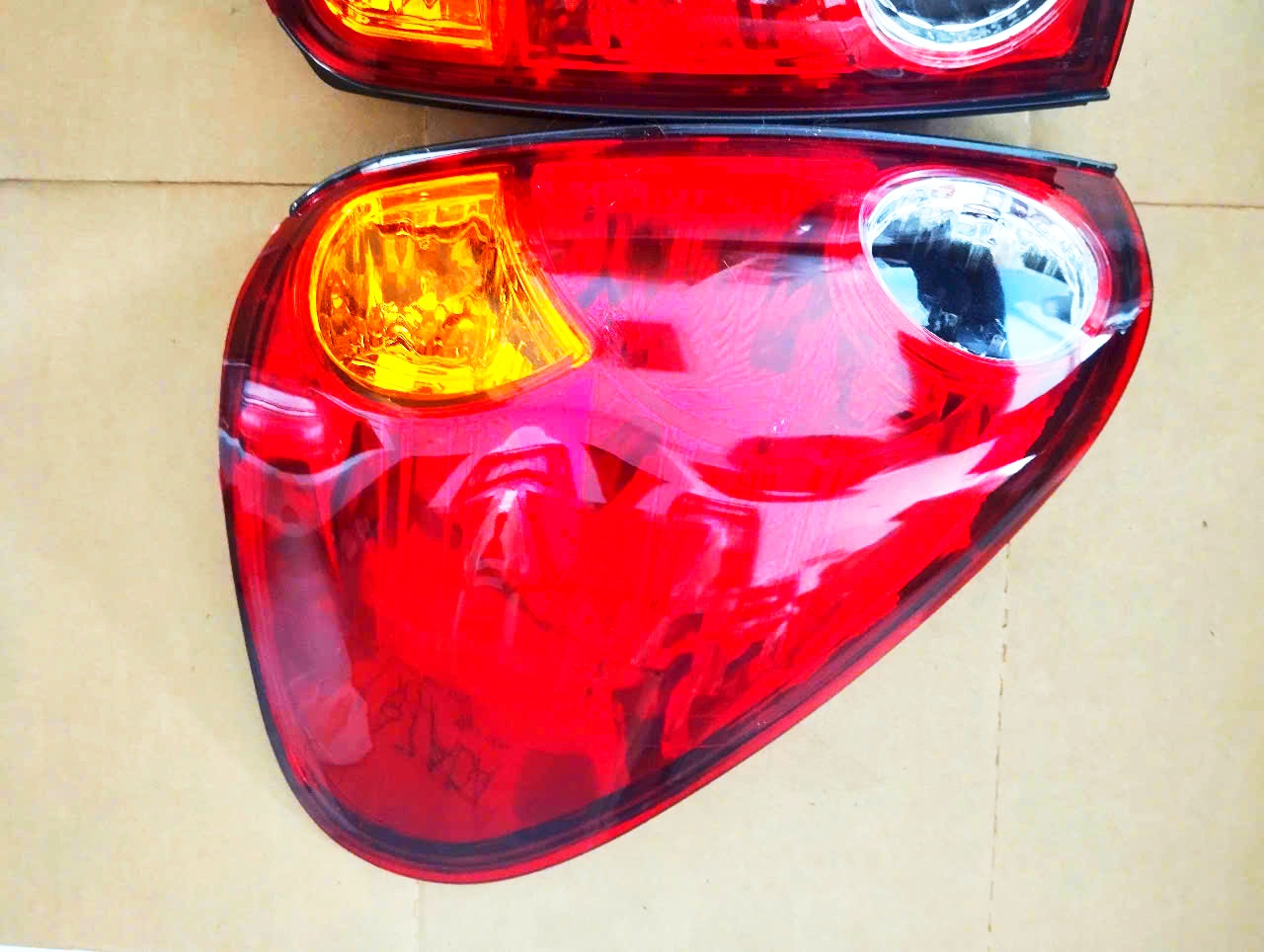 Bộ Đèn Hậu Mitsubishi Triton (2009-2014)