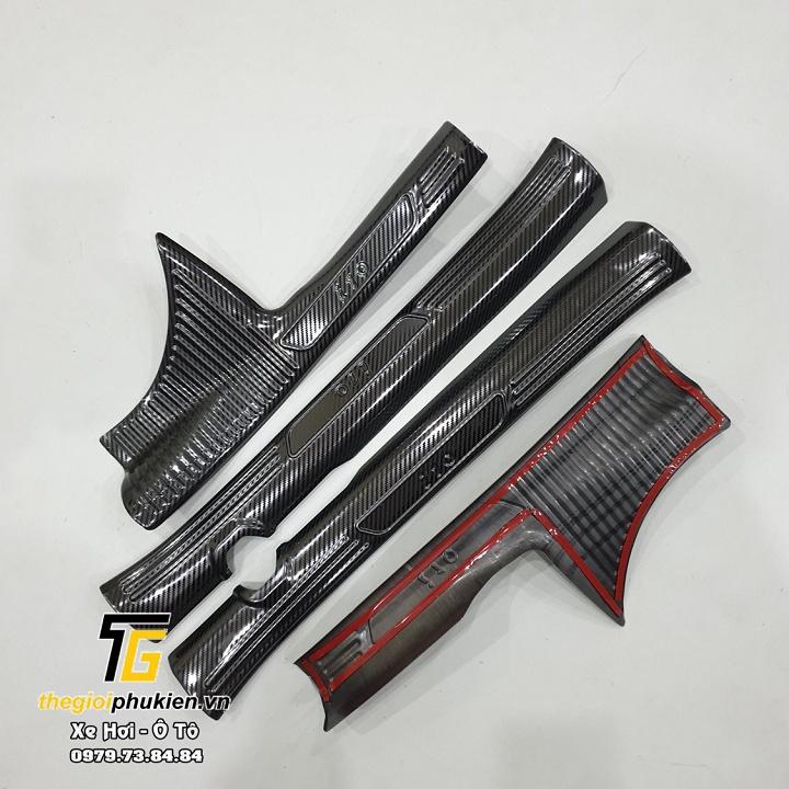TRỌN BỘ Nẹp bước chân và ốp chống trầy cốp Hyundai Grand i10 2021 HATCHBACK - vân Carbon