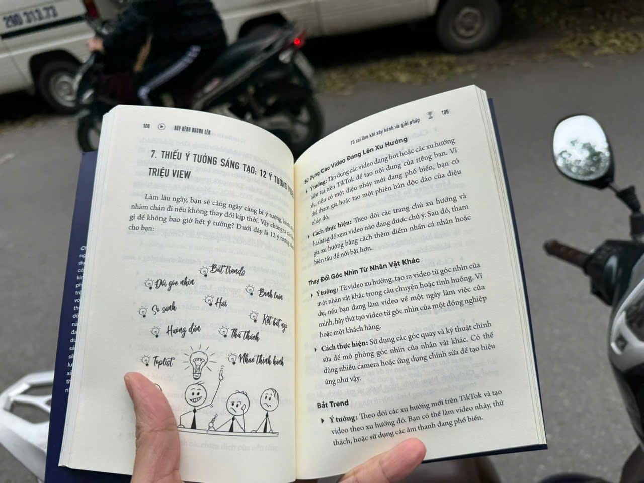 XÂY KÊNH NHANH LÊN “ĐỂ SỰ NGHIỆP LÊN NHANH” – Chú Hùng Vlog - Mochi Books – NXB Lao Động