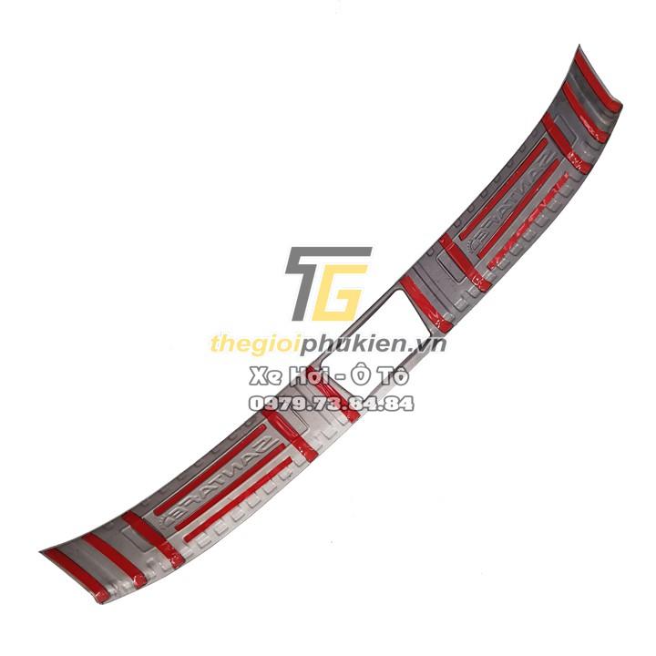 COMBO Nẹp bước chân và ốp chống trầy cốp Hyundai Santafe 2019-2020 vân Carbon