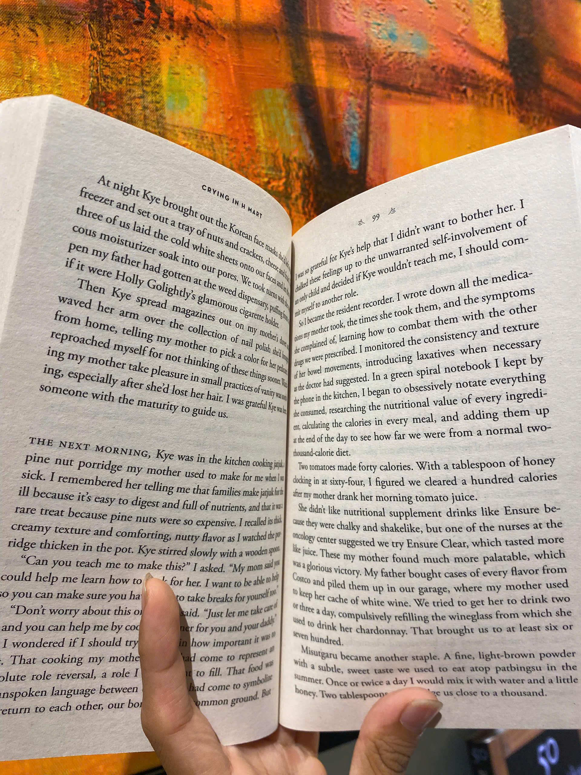 Sách - Crying in H Mart by Michelle Zauner: The Number One New York Times Bestseller - English Memoir / Biography - Sách Ngoại văn Nhập khẩu