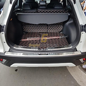 BỘ SẢN PHẨM Nẹp bước chân và ốp chống trầy cốp Toyota Cross - Mẫu Inox