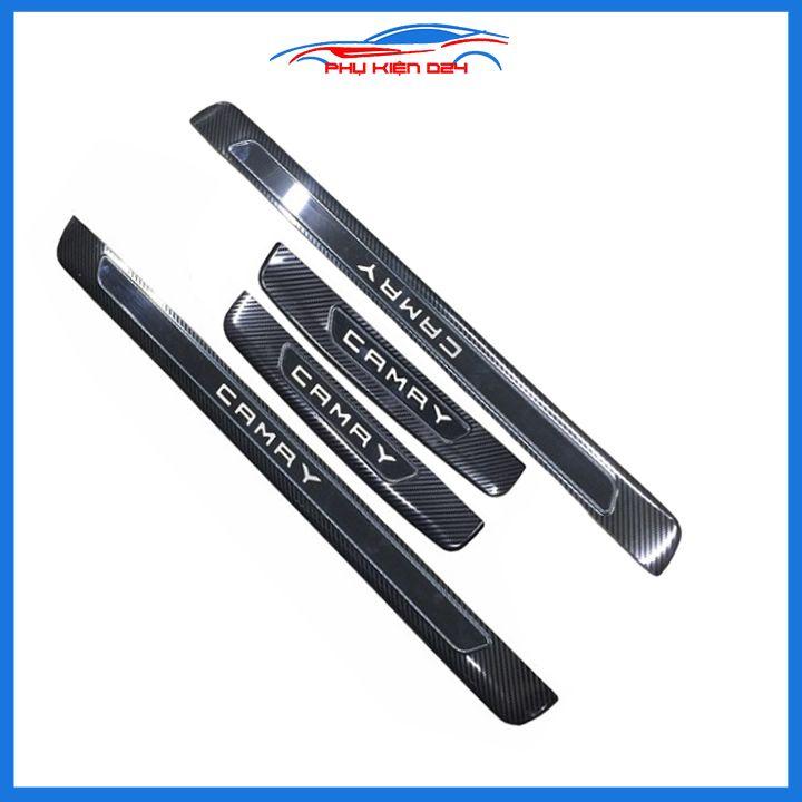 Bộ nẹp bước chân trong ngoài vân Cacbon xe Camry 2019-2020 chống trầy làm đẹp ô tô