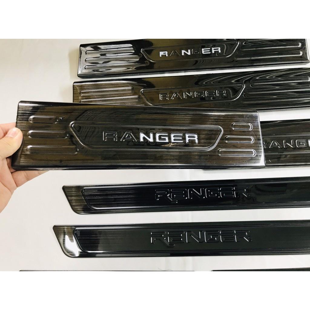 Ốp bậc cửa , nẹp bước chân Ford Ranger 2017-2022 cao cấp -mẫu Titan 8 chi tiết
