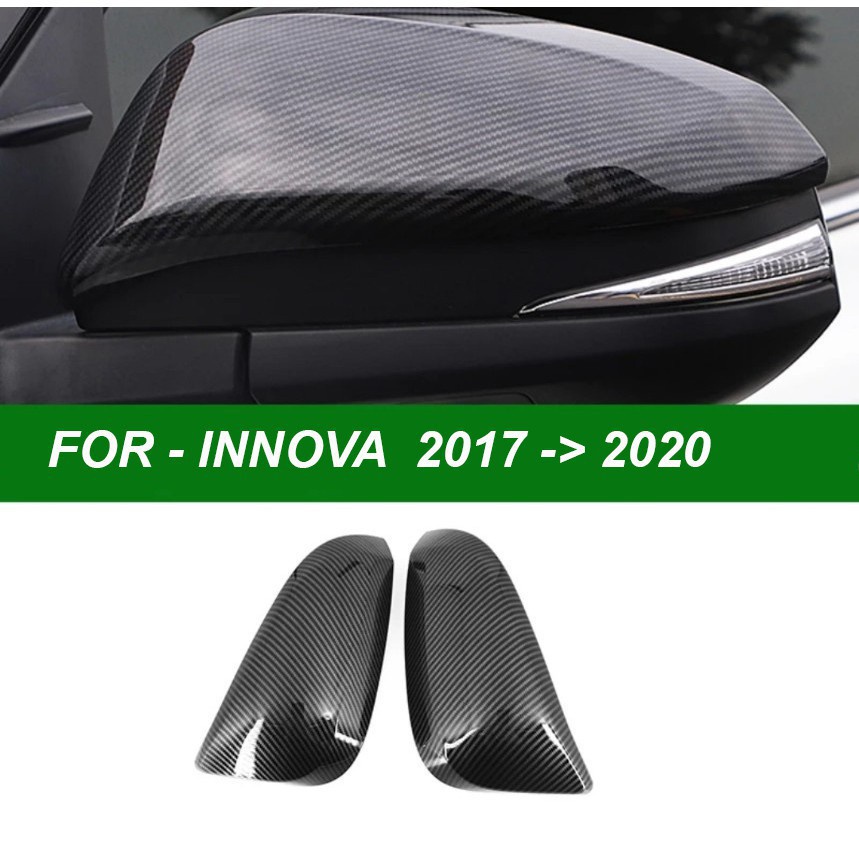Ốp gương chiếu hậu xe Toyota Fortuner, Innova 2017 - 2022 vân cacbon cao cấp