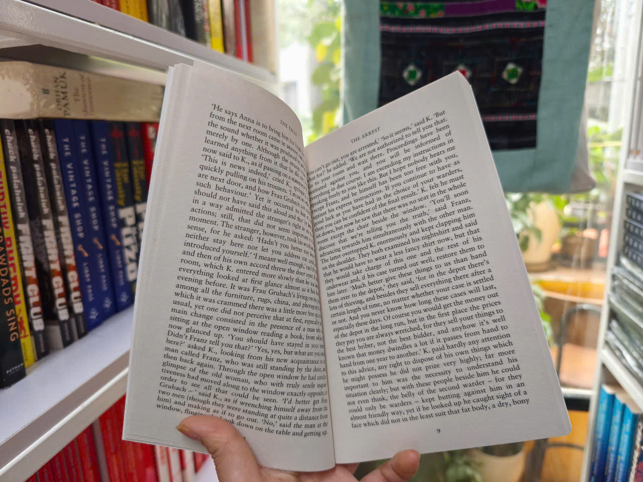 Sách - The Trial by Franz Kafka - Bìa mềm,tiếng anh, tiểu thuyết/Fiction/Novel
