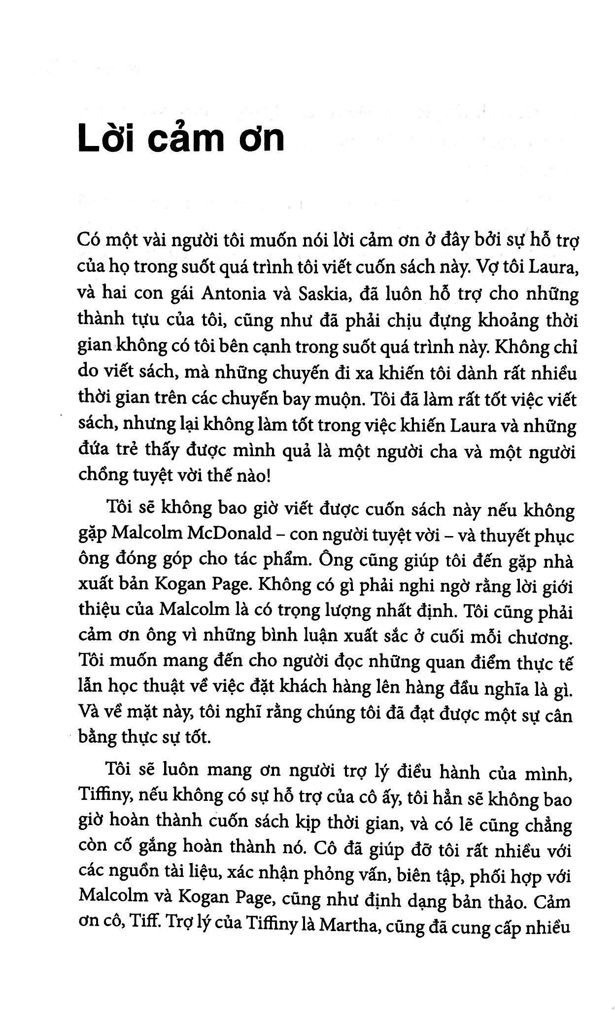 100 Phương Pháp Thực Tiễn Để Cải Thiện Trải Nghiệm Khách Hàng