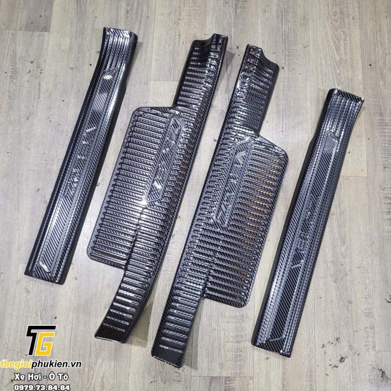 Bộ Ốp bậc cửa, Nẹp bước chân carbon, cacbon Toyota Veloz