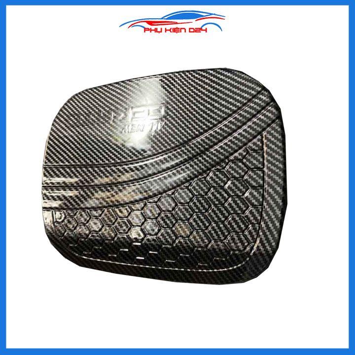 Ốp nắp bình xăng Cerato 2019-2020 vân cacbon chống trầy trang trí ô tô